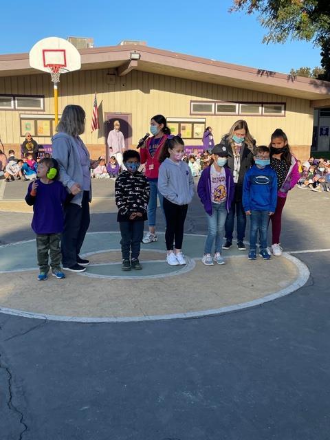 First Grade Students Awarded for Responsiblity