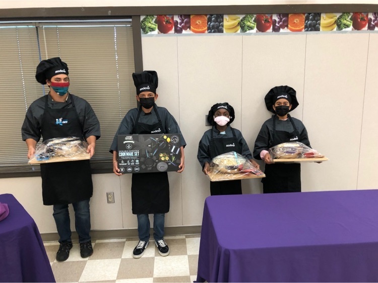 presenting the winners of the future chef competition 